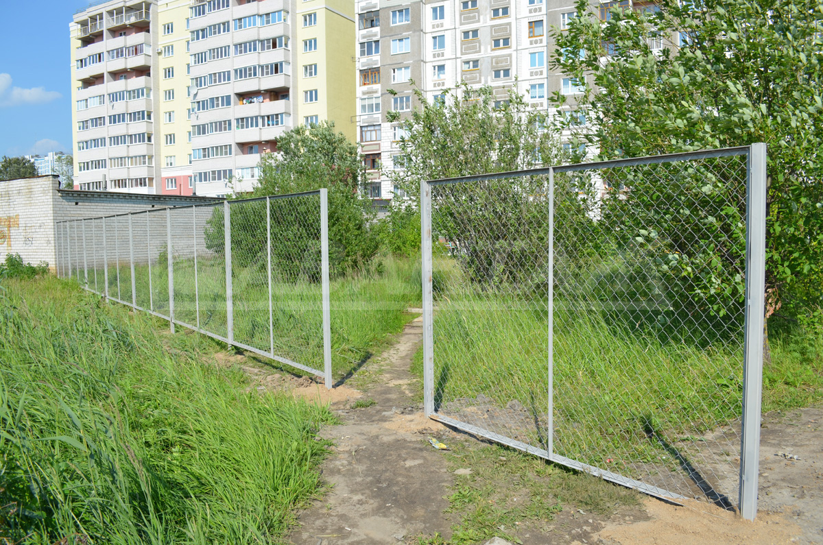 Забор из рабицы